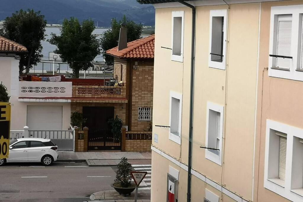 Apartamento Santoña Paseo Marítimo 2ª linea playa, Llegada autónoma, Wifi Exterior foto