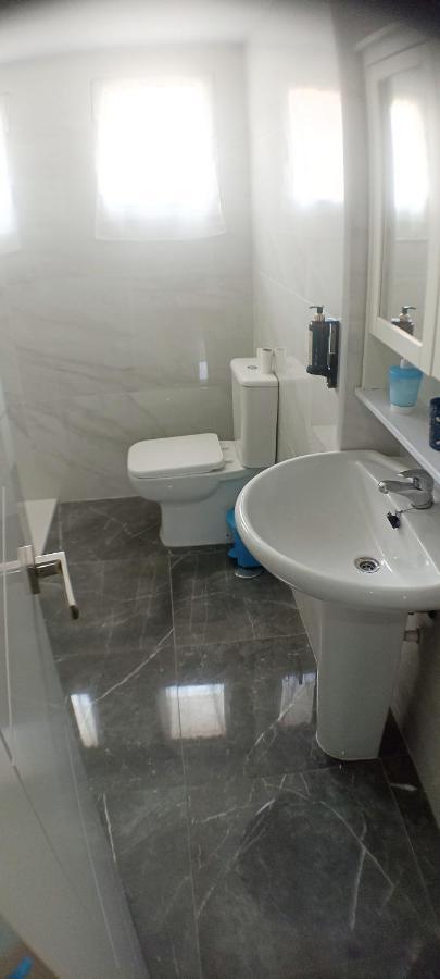 Apartamento Santoña Paseo Marítimo 2ª linea playa, Llegada autónoma, Wifi Exterior foto